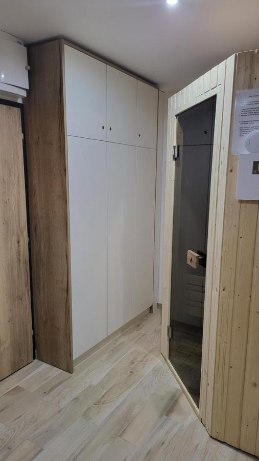 Apartman Nerudovka D 104, Finska Sauna, Garazove Stani Loučná pod Klínovcem Buitenkant foto